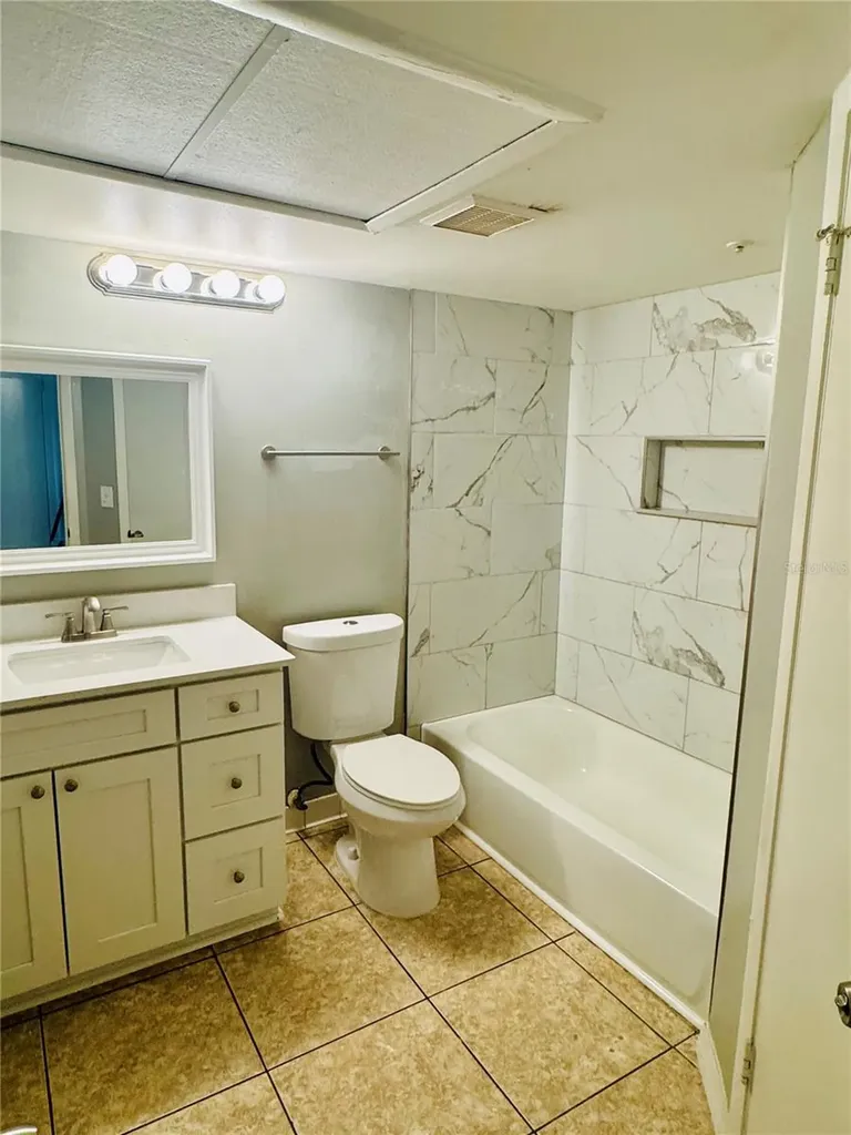 385 Woodside Drive Altamonte Springs FL 32701