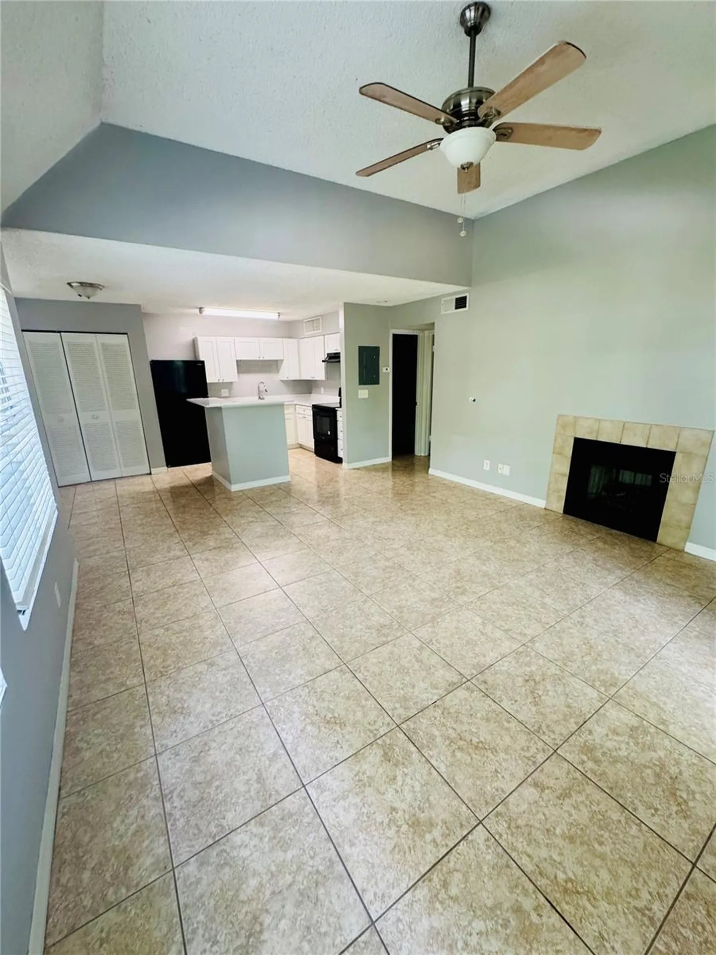 385 Woodside Drive Altamonte Springs FL 32701
