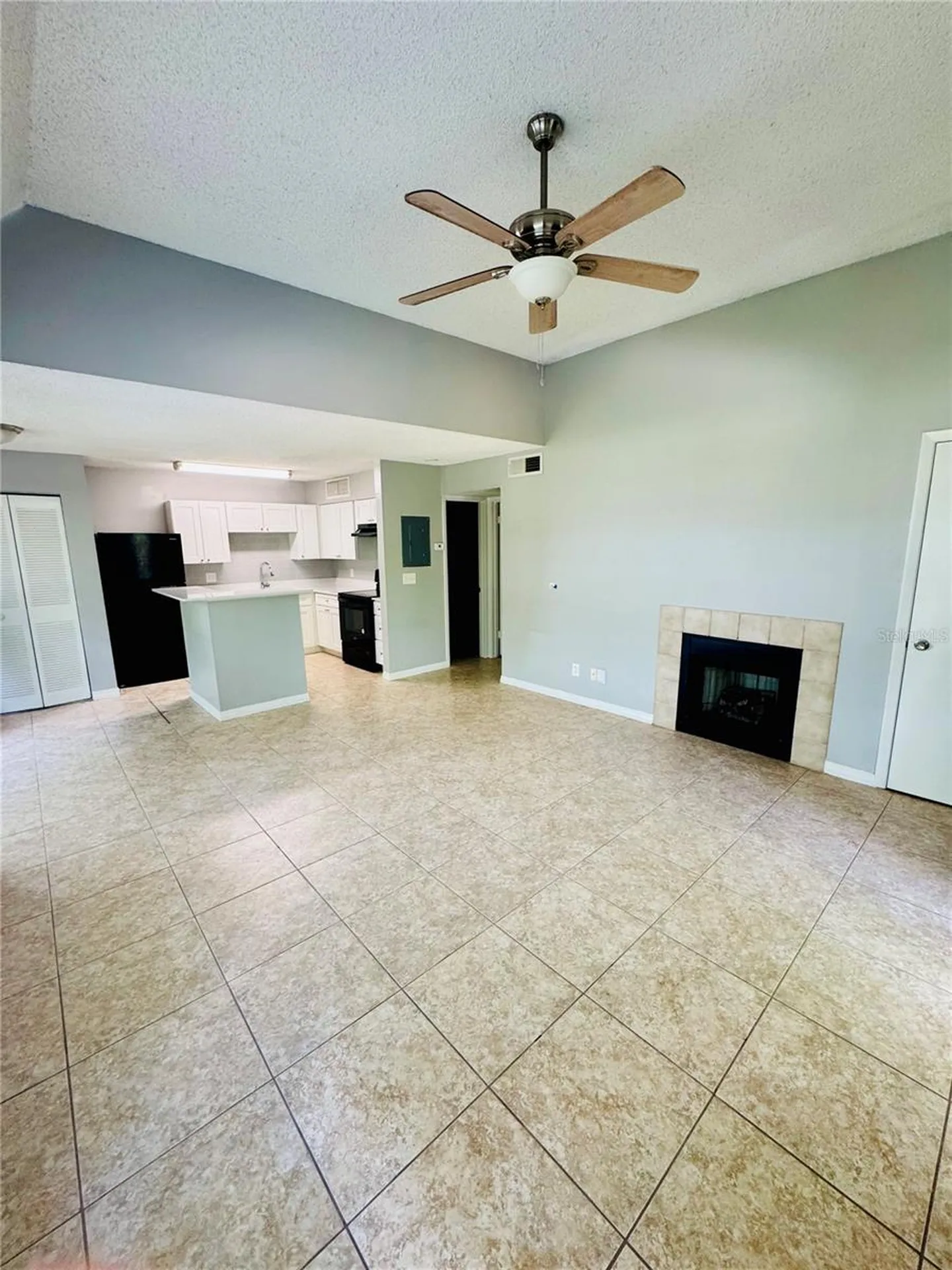 385 Woodside Drive Altamonte Springs FL 32701