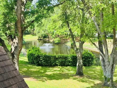 385 Woodside Drive Altamonte Springs FL 32701