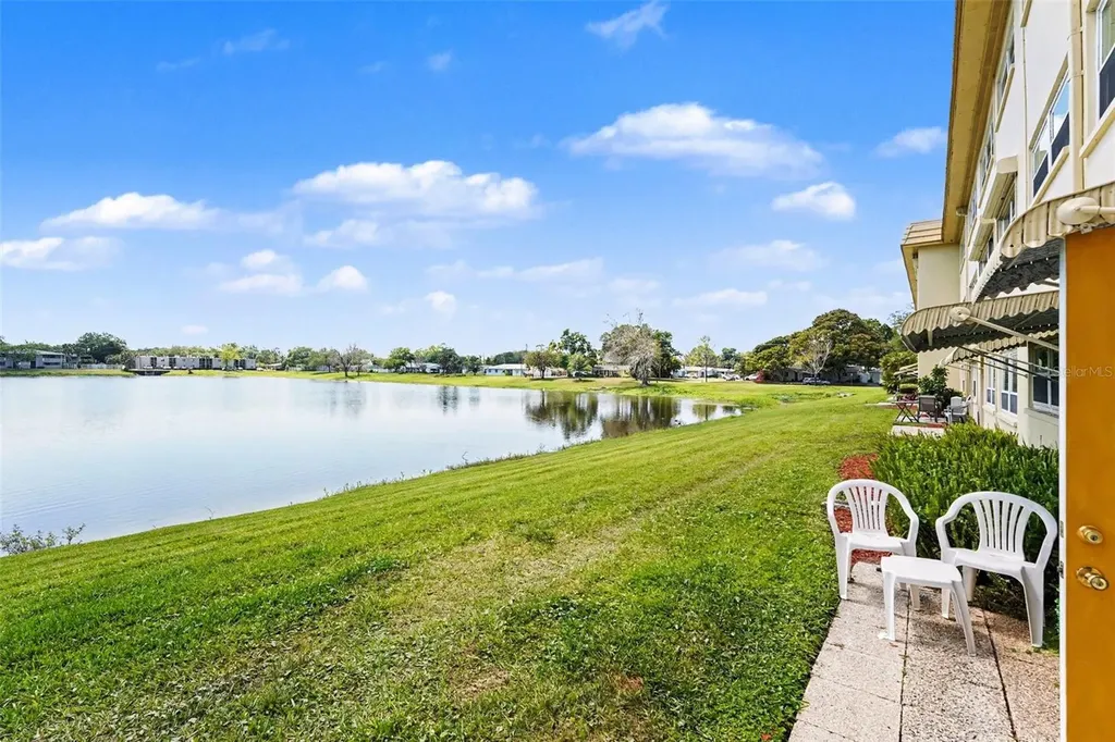 3850 13th Avenue N St Petersburg FL 33713