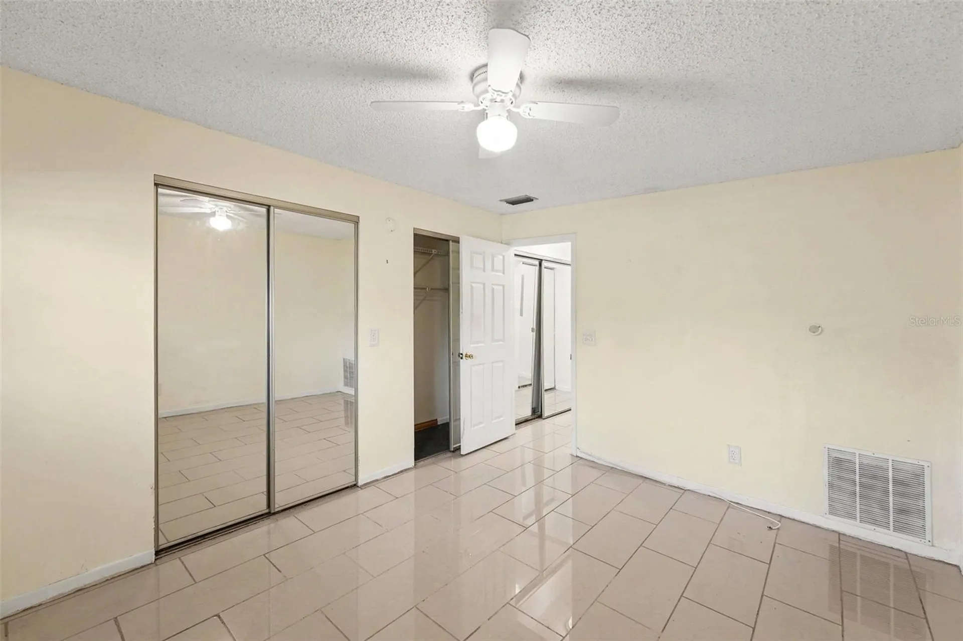 3850 13th Avenue N St Petersburg FL 33713