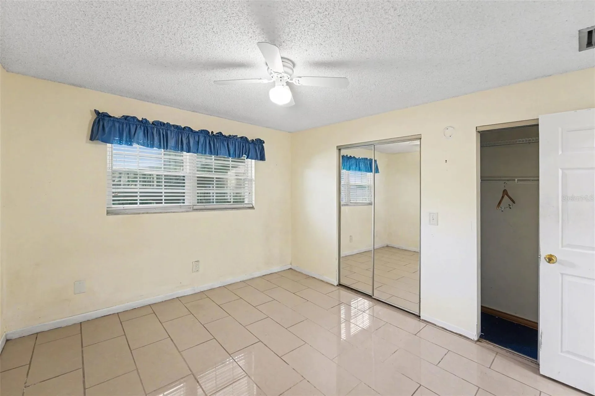 3850 13th Avenue N St Petersburg FL 33713