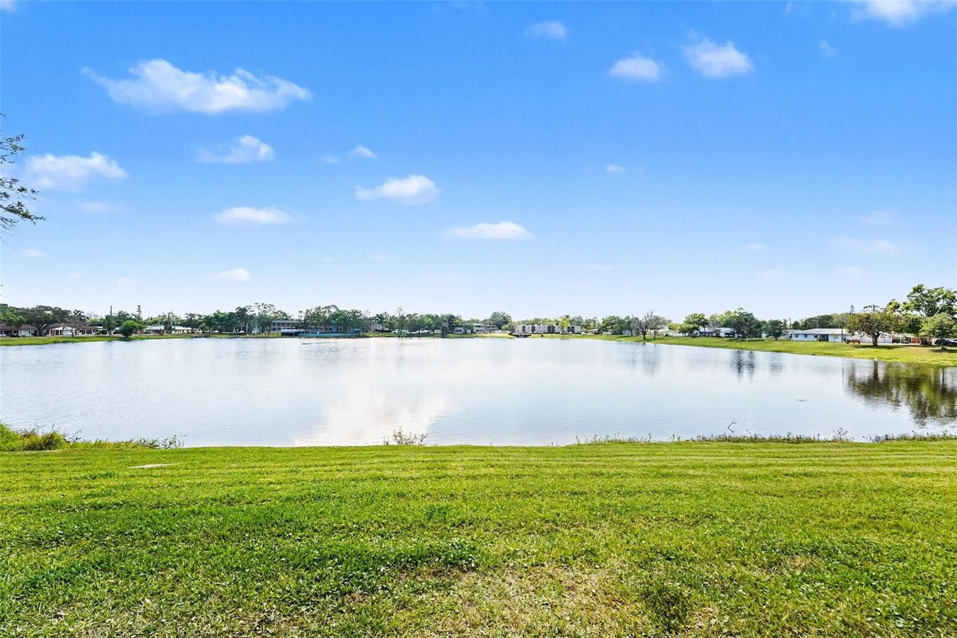 3850 13th Avenue N St Petersburg FL 33713