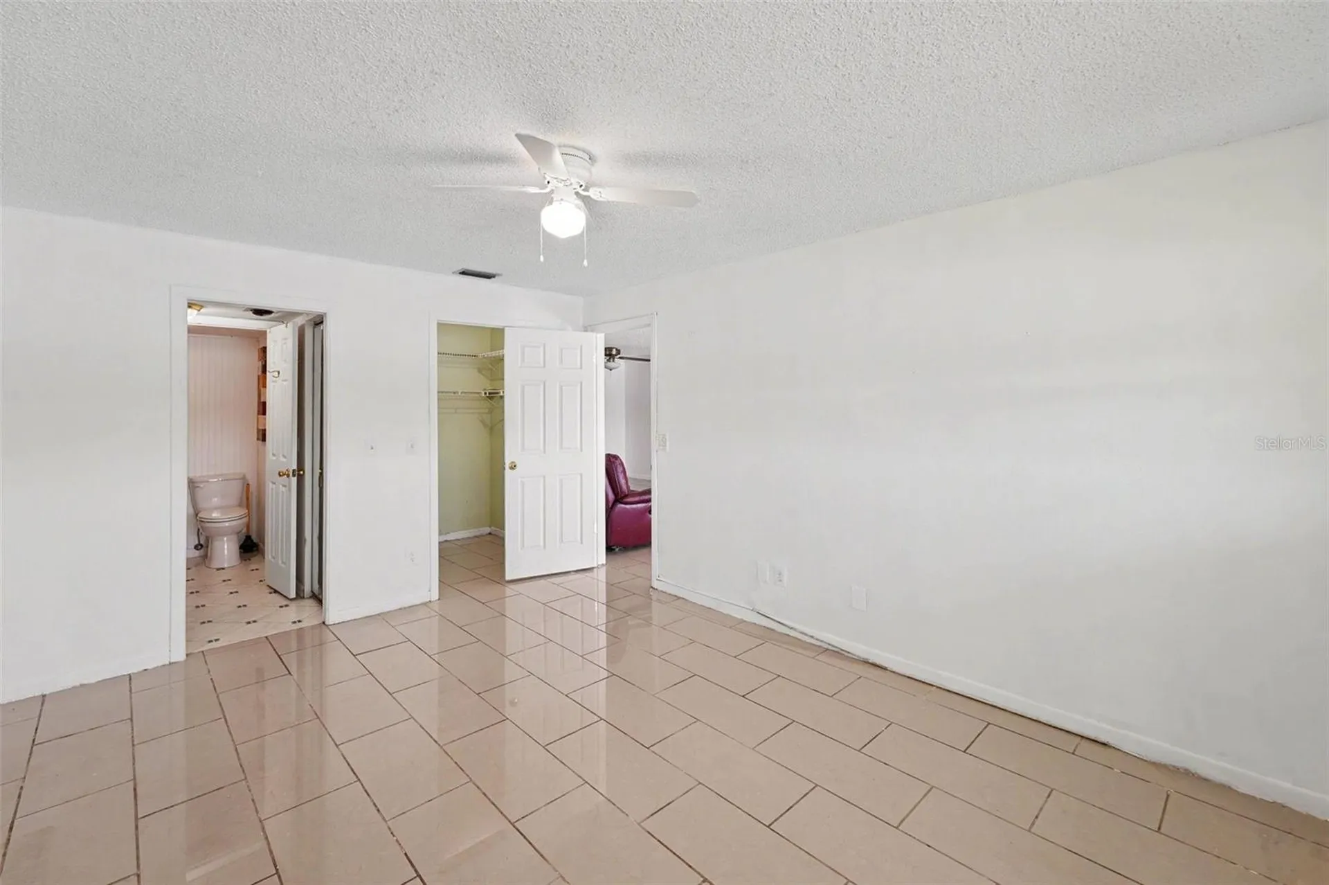 3850 13th Avenue N St Petersburg FL 33713