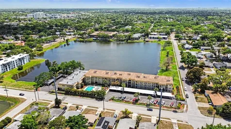 3850 13th Avenue N St Petersburg FL 33713