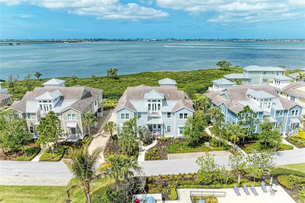342 Castaway Cay Drive Bradenton FL 34209