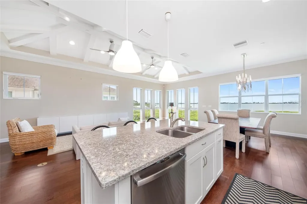 342 Castaway Cay Drive Bradenton FL 34209