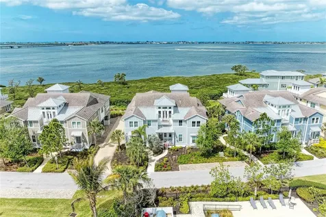 342 Castaway Cay Drive Bradenton FL 34209