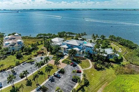 342 Castaway Cay Drive Bradenton FL 34209