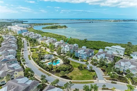 342 Castaway Cay Drive Bradenton FL 34209