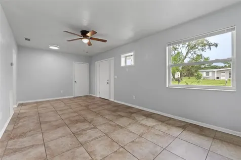 6314 Holiday Drive Spring Hill FL 34606
