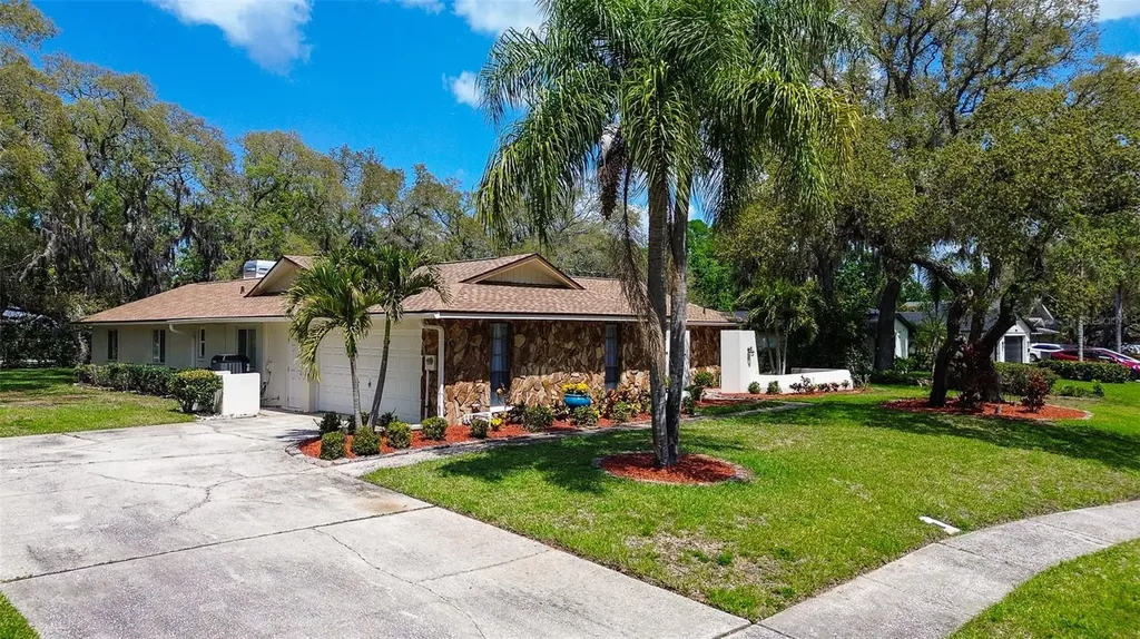 2840 Pheasant Run Clearwater FL 33759