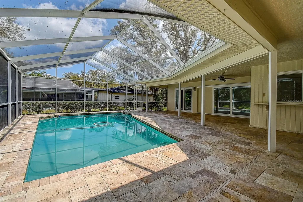 2840 Pheasant Run Clearwater FL 33759