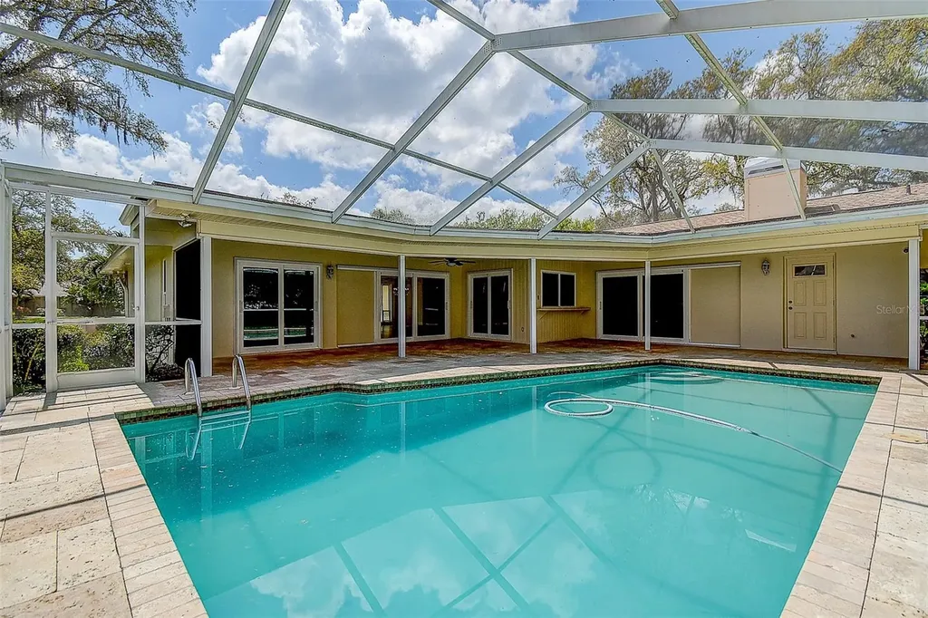 2840 Pheasant Run Clearwater FL 33759