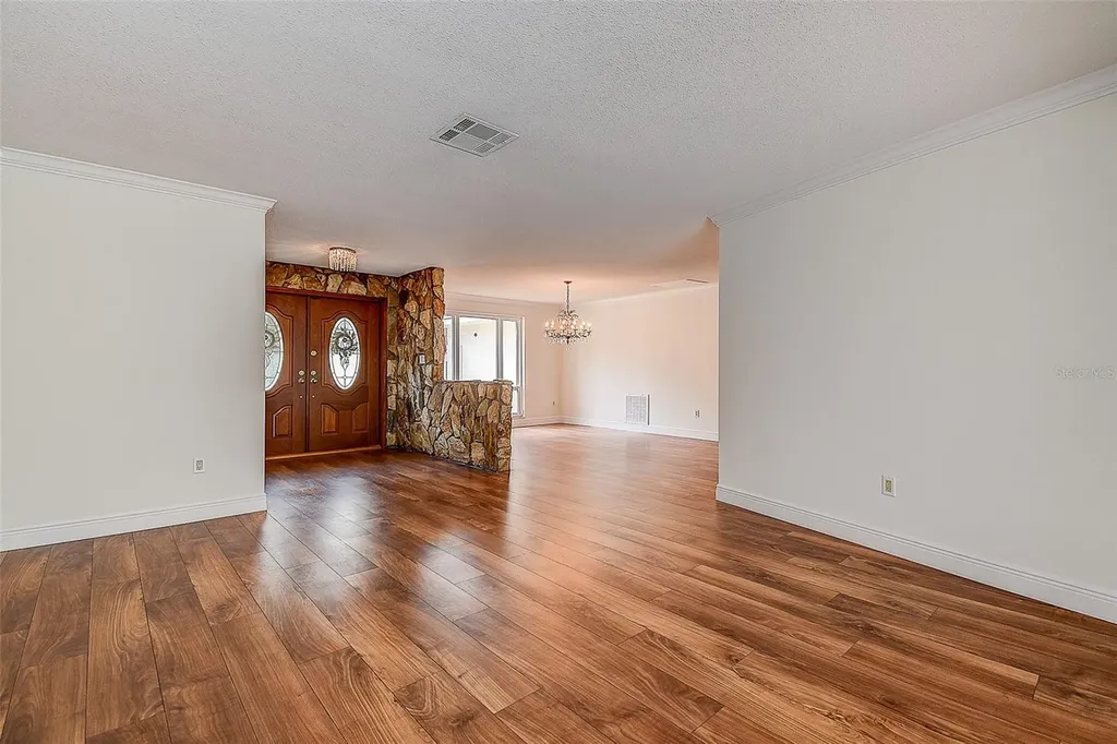 2840 Pheasant Run Clearwater FL 33759