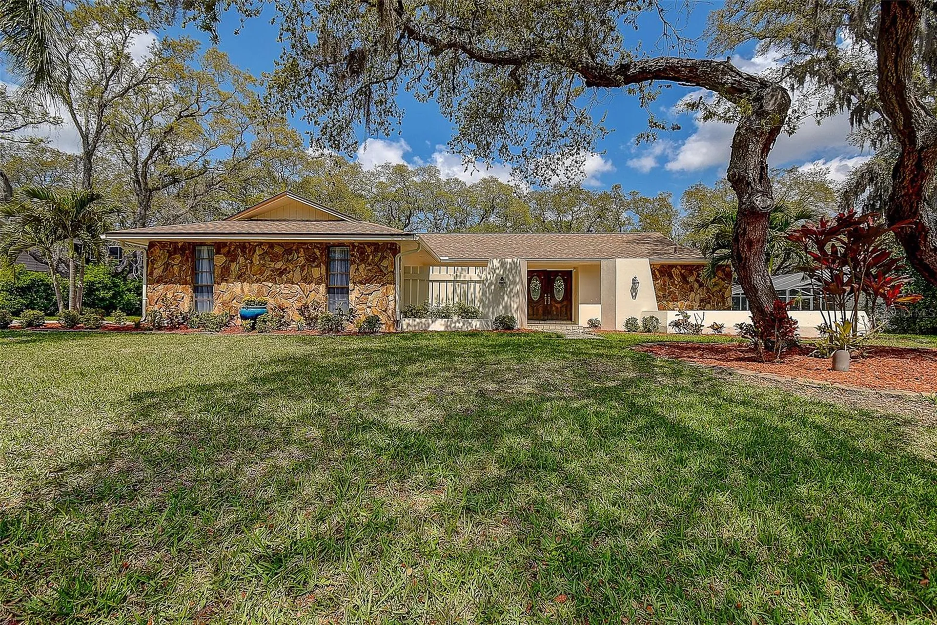 2840 Pheasant Run Clearwater FL 33759