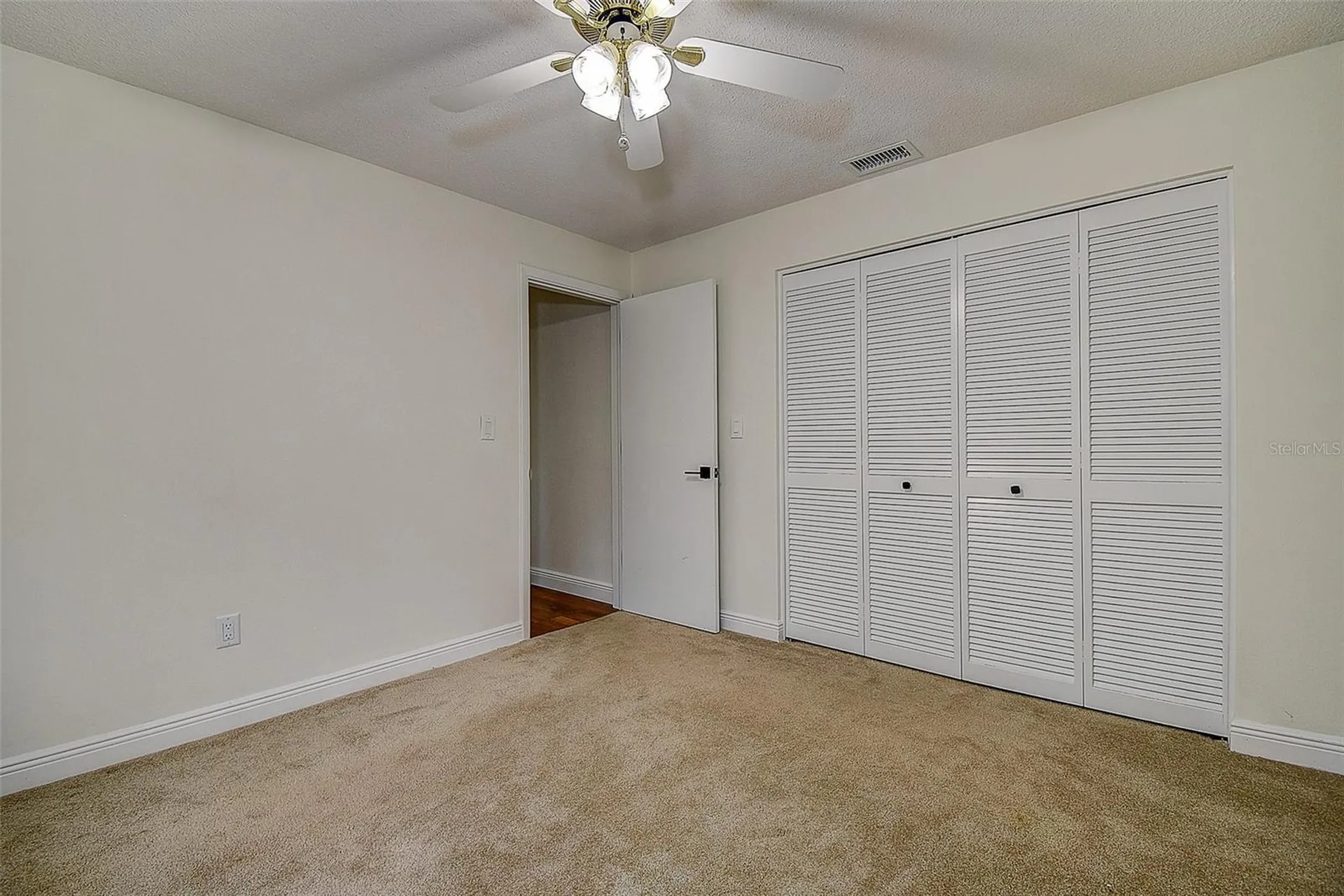 2840 Pheasant Run Clearwater FL 33759
