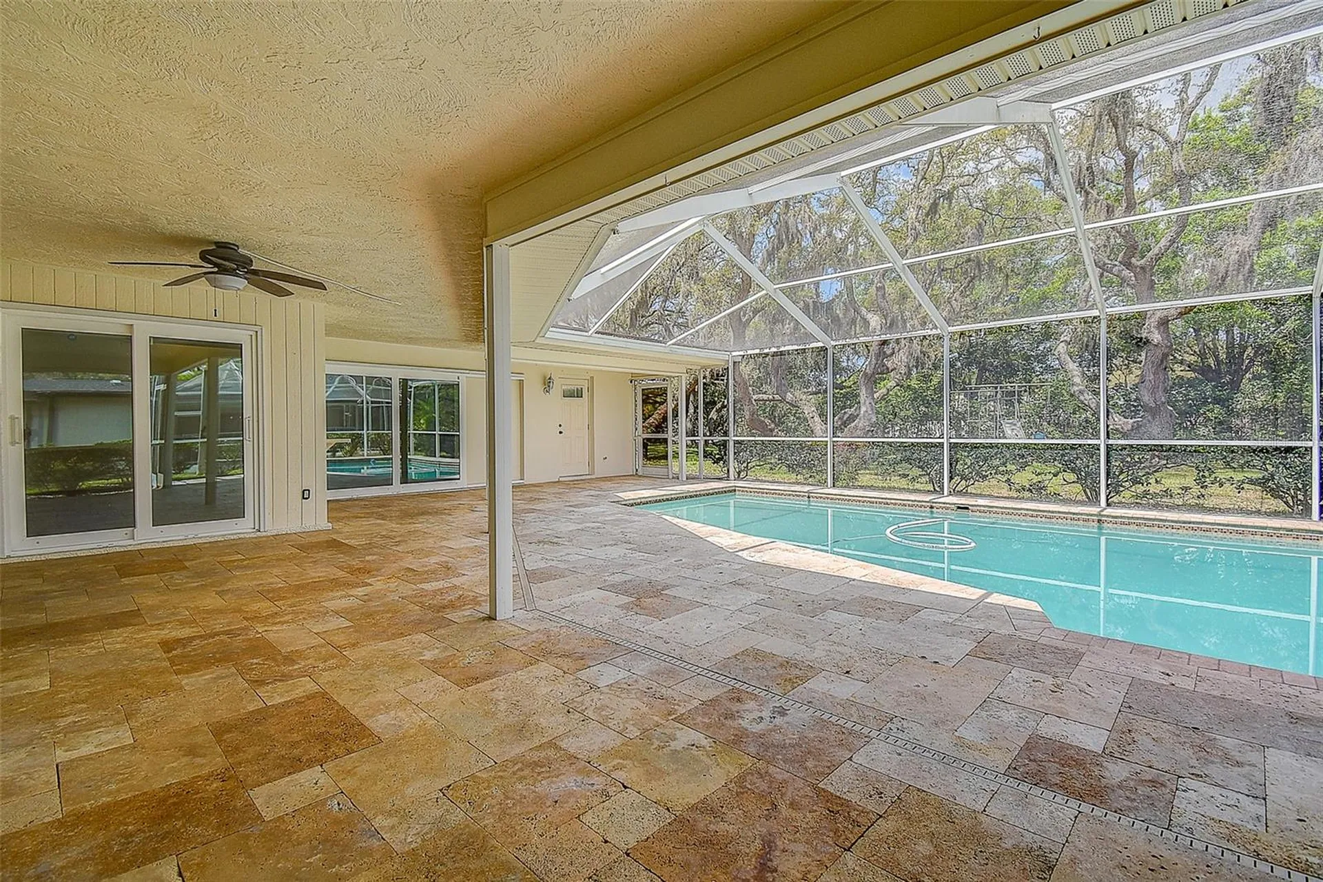 2840 Pheasant Run Clearwater FL 33759