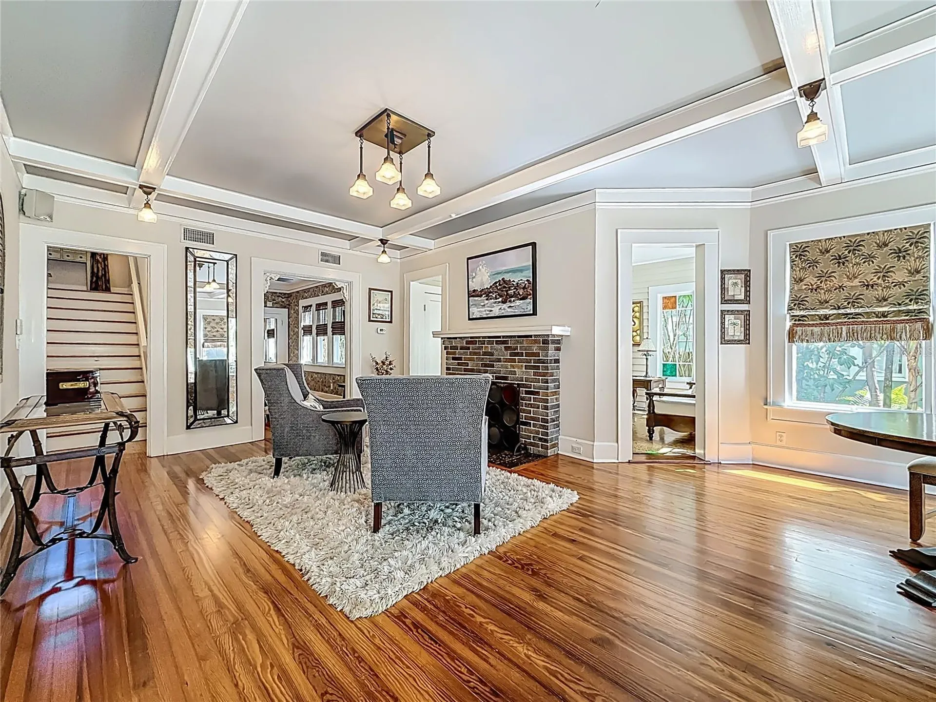 315 8th Avenue NE St Petersburg FL 33701