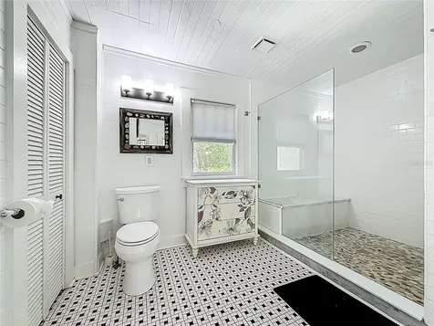 315 8th Avenue NE St Petersburg FL 33701