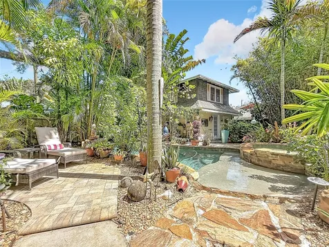 315 8th Avenue NE St Petersburg FL 33701