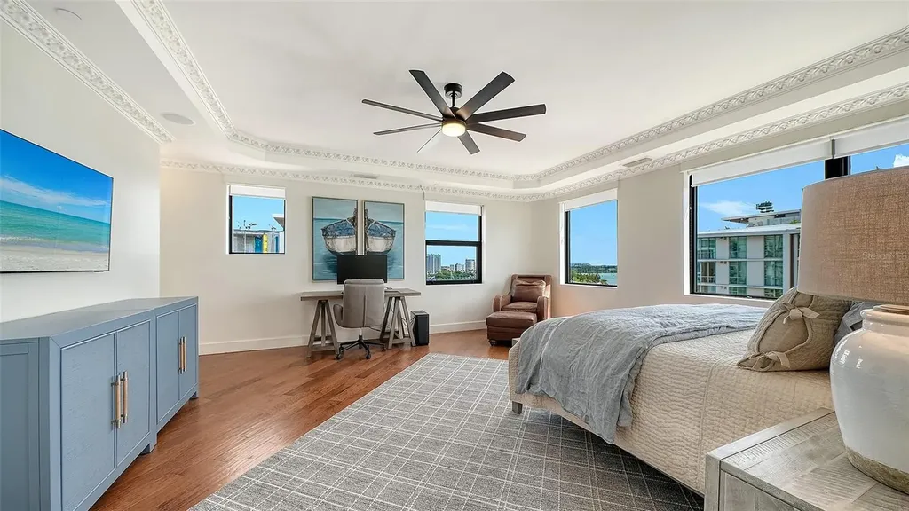 128 Golden Gate Point Sarasota FL 34236