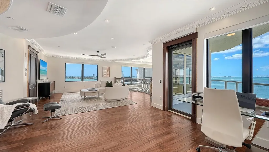 128 Golden Gate Point Sarasota FL 34236