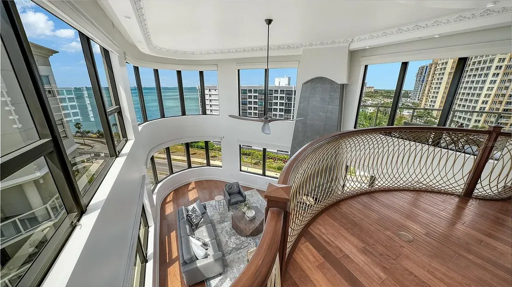 128 Golden Gate Point Sarasota FL 34236