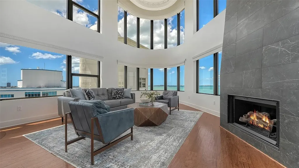 128 Golden Gate Point Sarasota FL 34236