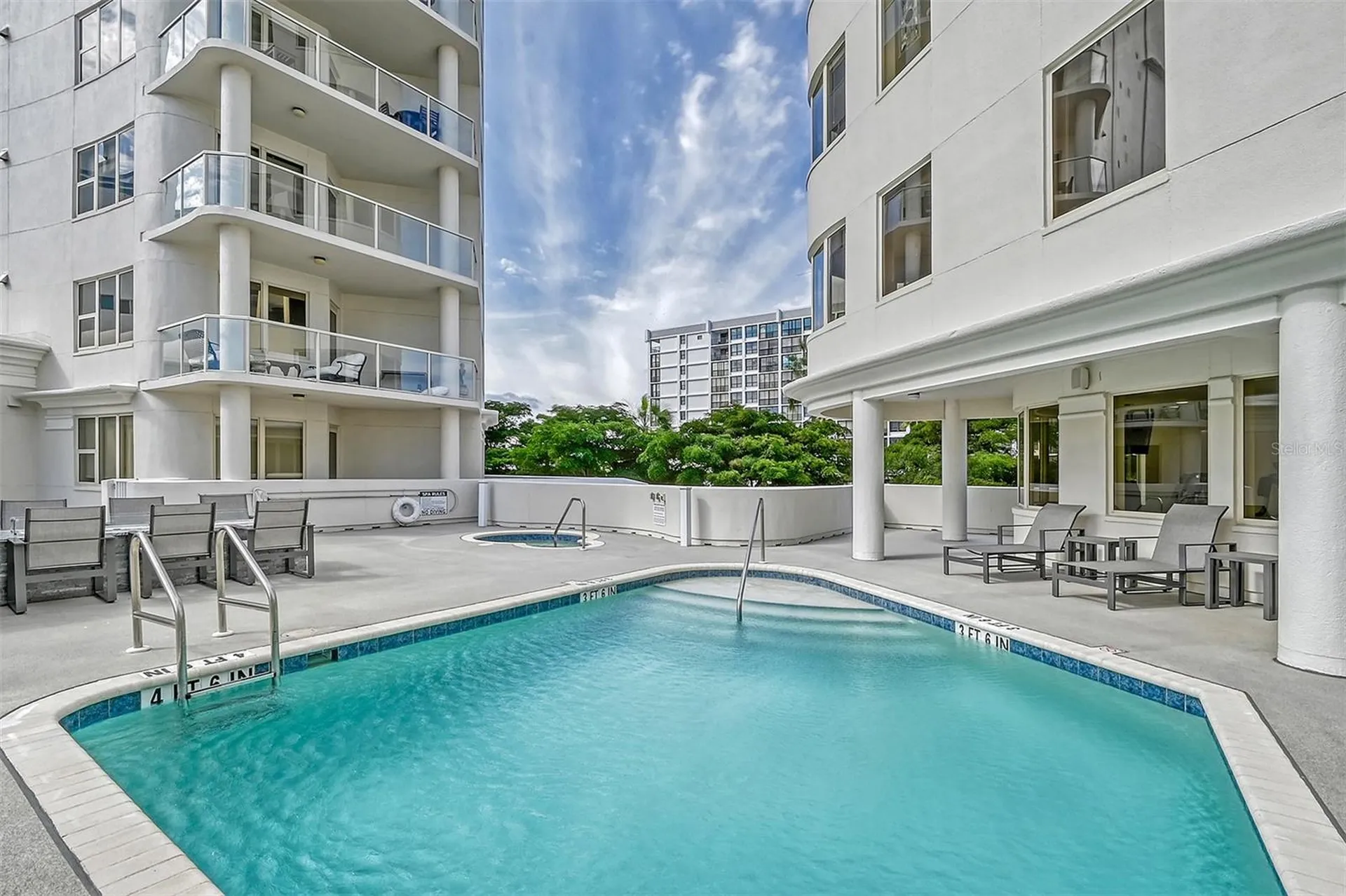 128 Golden Gate Point Sarasota FL 34236