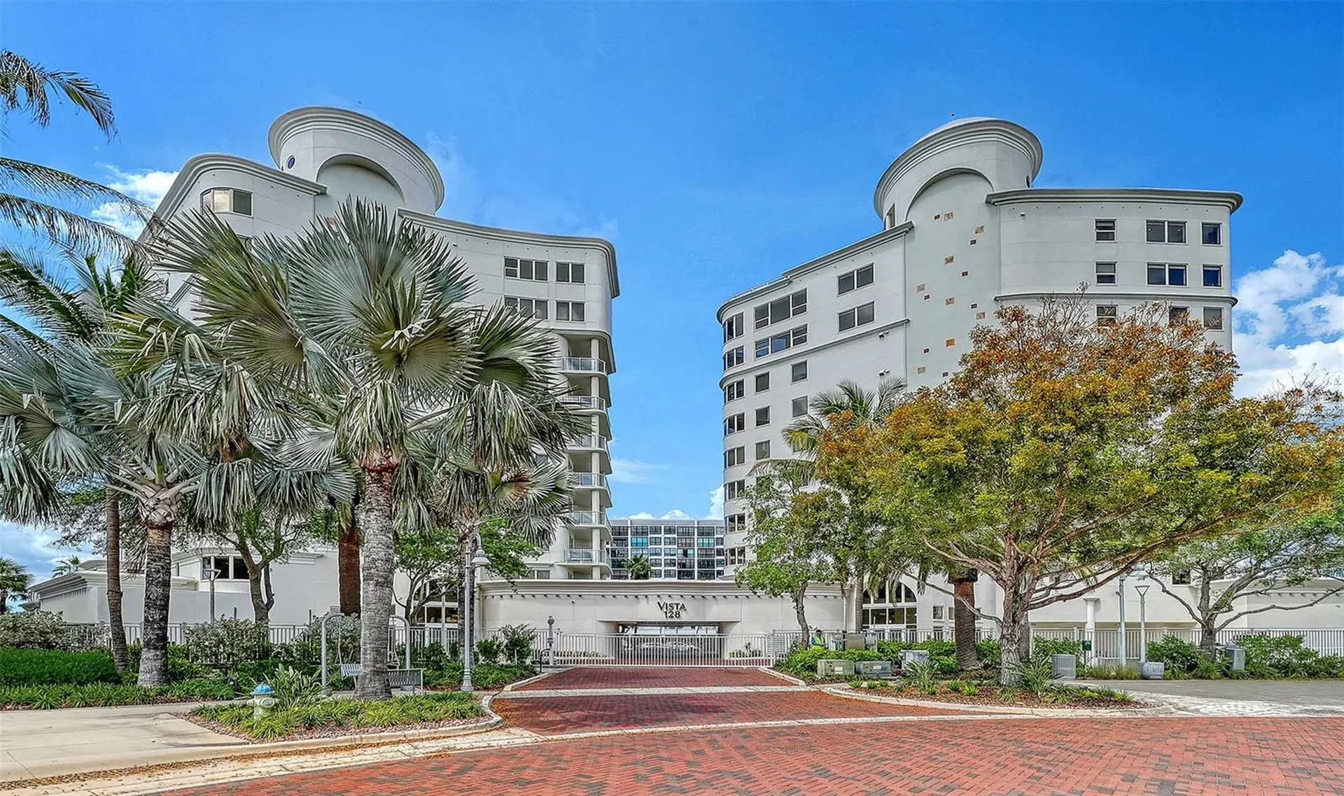 128 Golden Gate Point Sarasota FL 34236