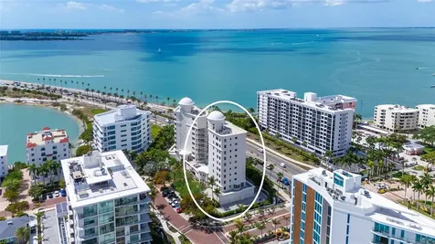 128 Golden Gate Point Sarasota FL 34236
