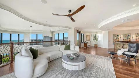 128 Golden Gate Point Sarasota FL 34236