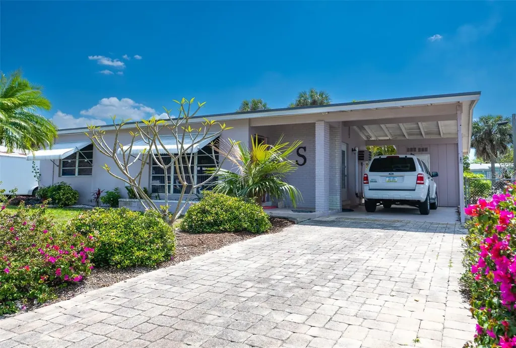 22481 Hernando Avenue Port Charlotte FL 33952