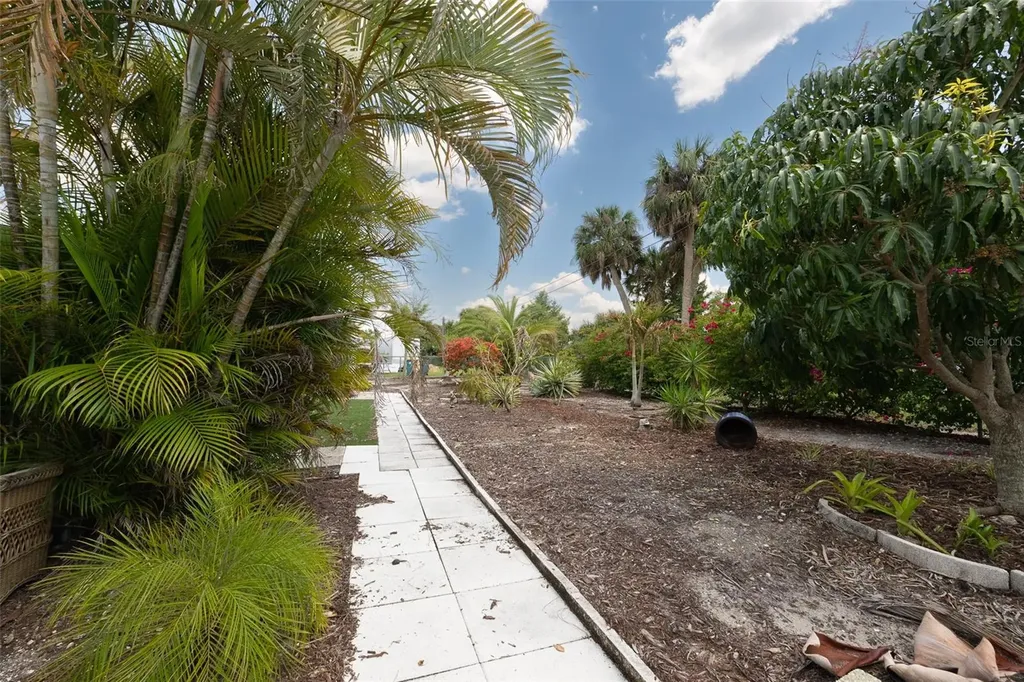 22481 Hernando Avenue Port Charlotte FL 33952