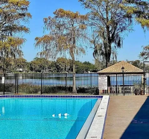915 W Oak Ridge Road Orlando FL 32809