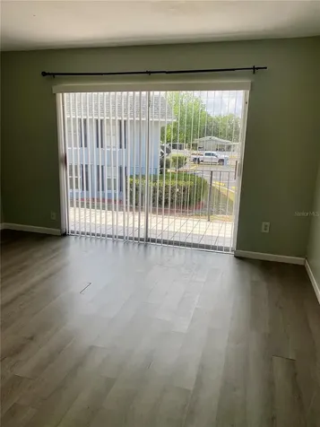 915 W Oak Ridge Road Orlando FL 32809