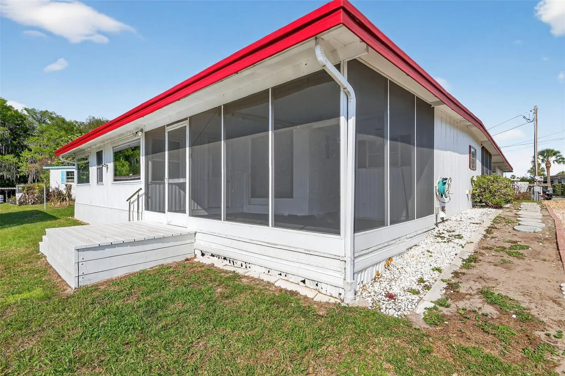 31701 Kelly Circle Tavares FL 32778