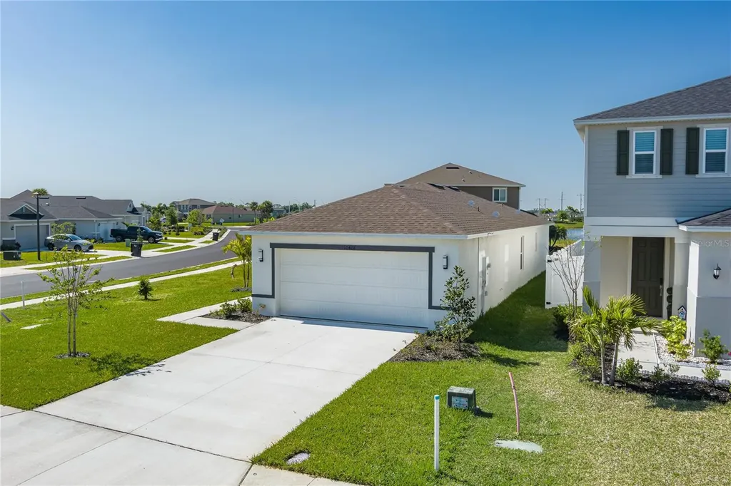10468 Wet Marsh Cove Parrish FL 34219