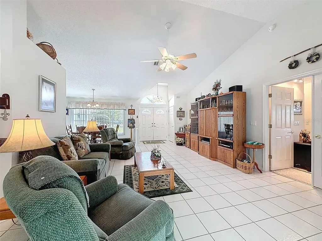 4221 Neff Lake Road Brooksville FL 34601