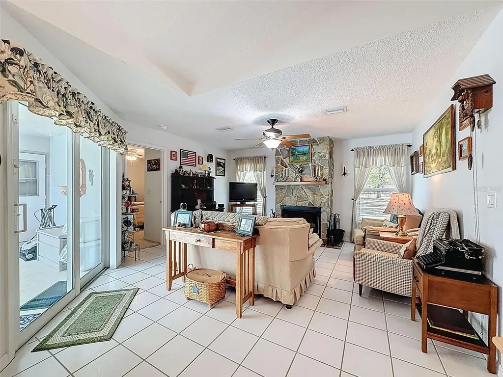 4221 Neff Lake Road Brooksville FL 34601