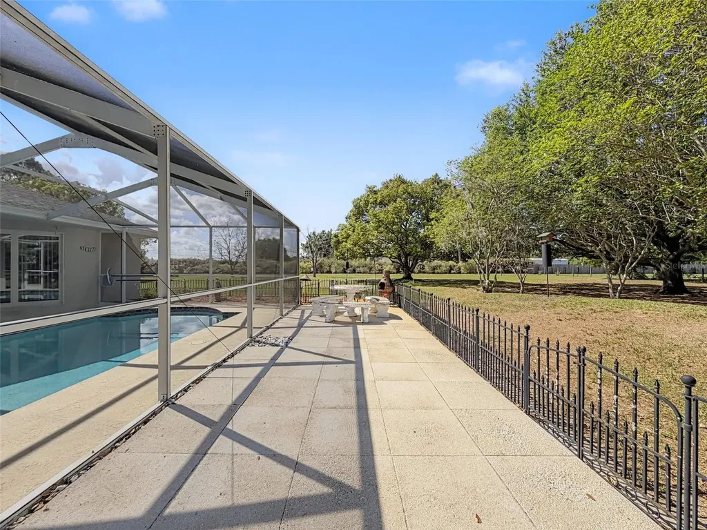 4221 Neff Lake Road Brooksville FL 34601