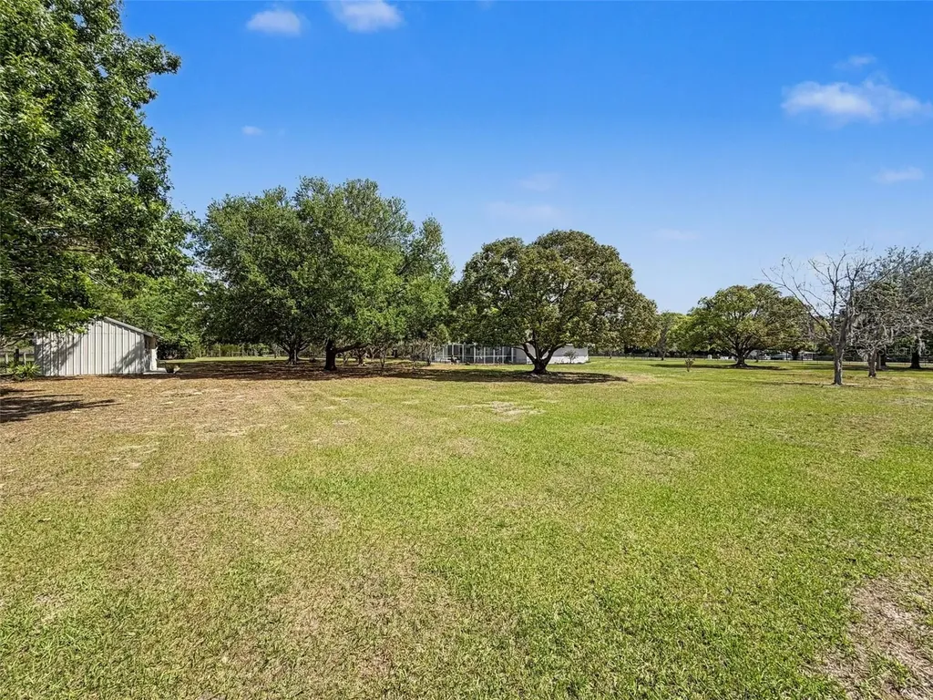 4221 Neff Lake Road Brooksville FL 34601