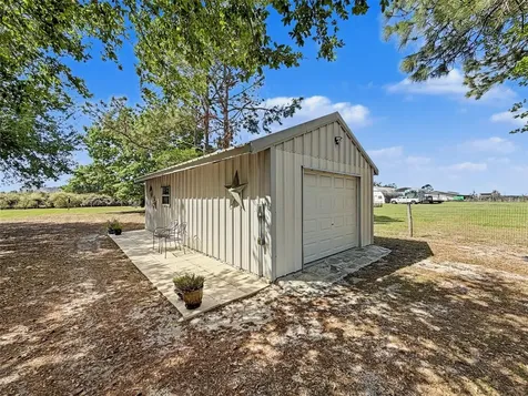 4221 Neff Lake Road Brooksville FL 34601