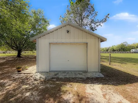 4221 Neff Lake Road Brooksville FL 34601