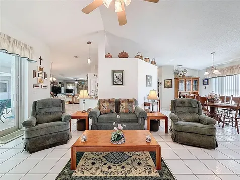 4221 Neff Lake Road Brooksville FL 34601