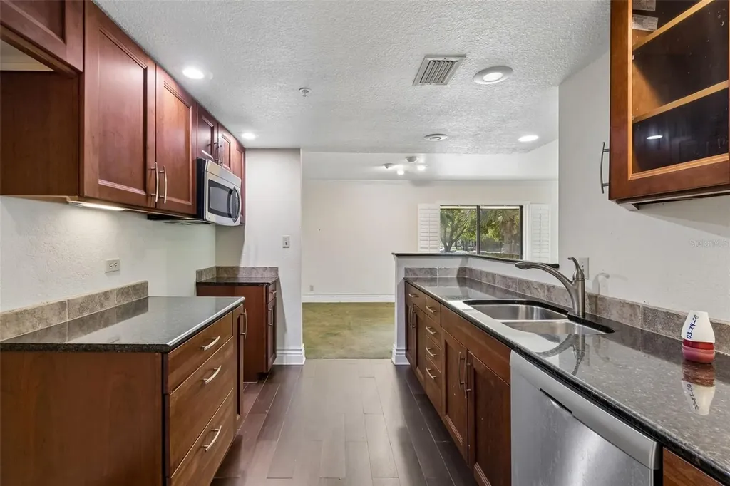 36750 Us Highway 19 N Palm Harbor FL 34684