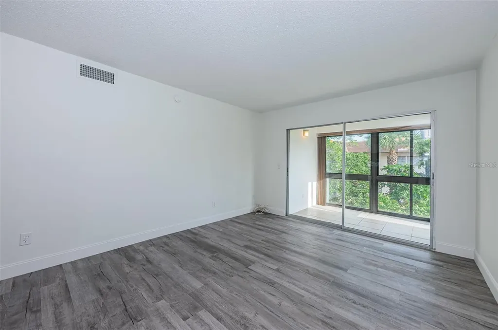 2750 E Bay Drive Largo FL 33771