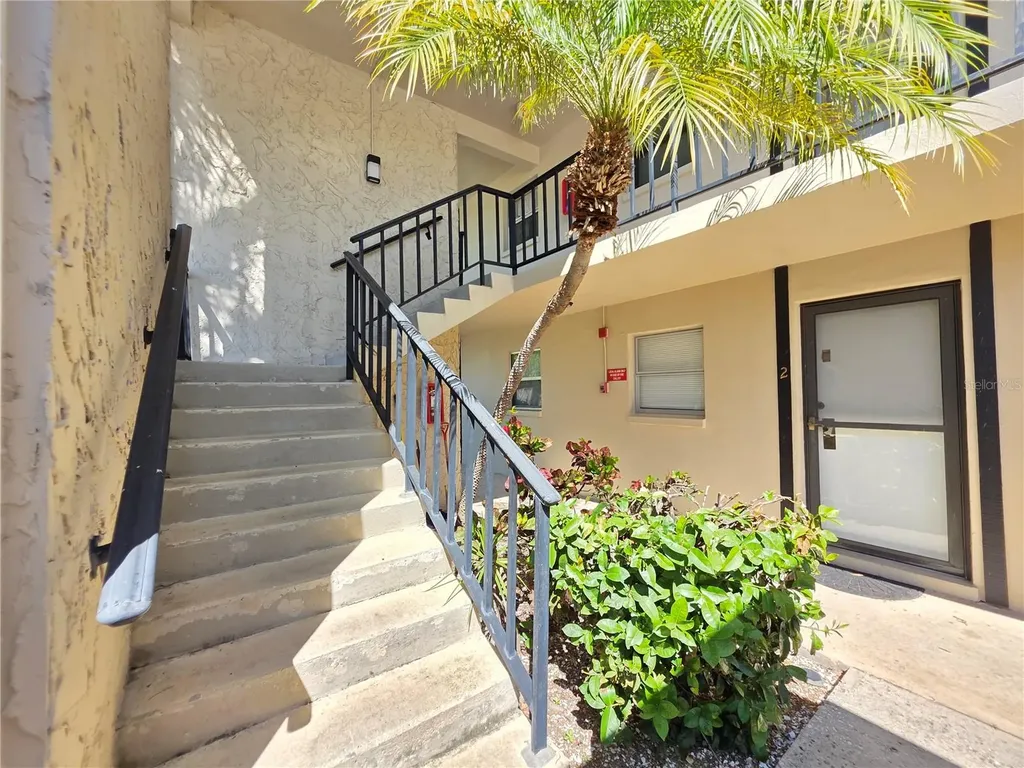2750 E Bay Drive Largo FL 33771